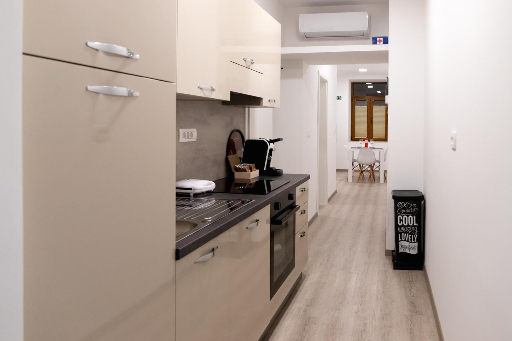 Oliver Street Apartment Випава Экстерьер фото